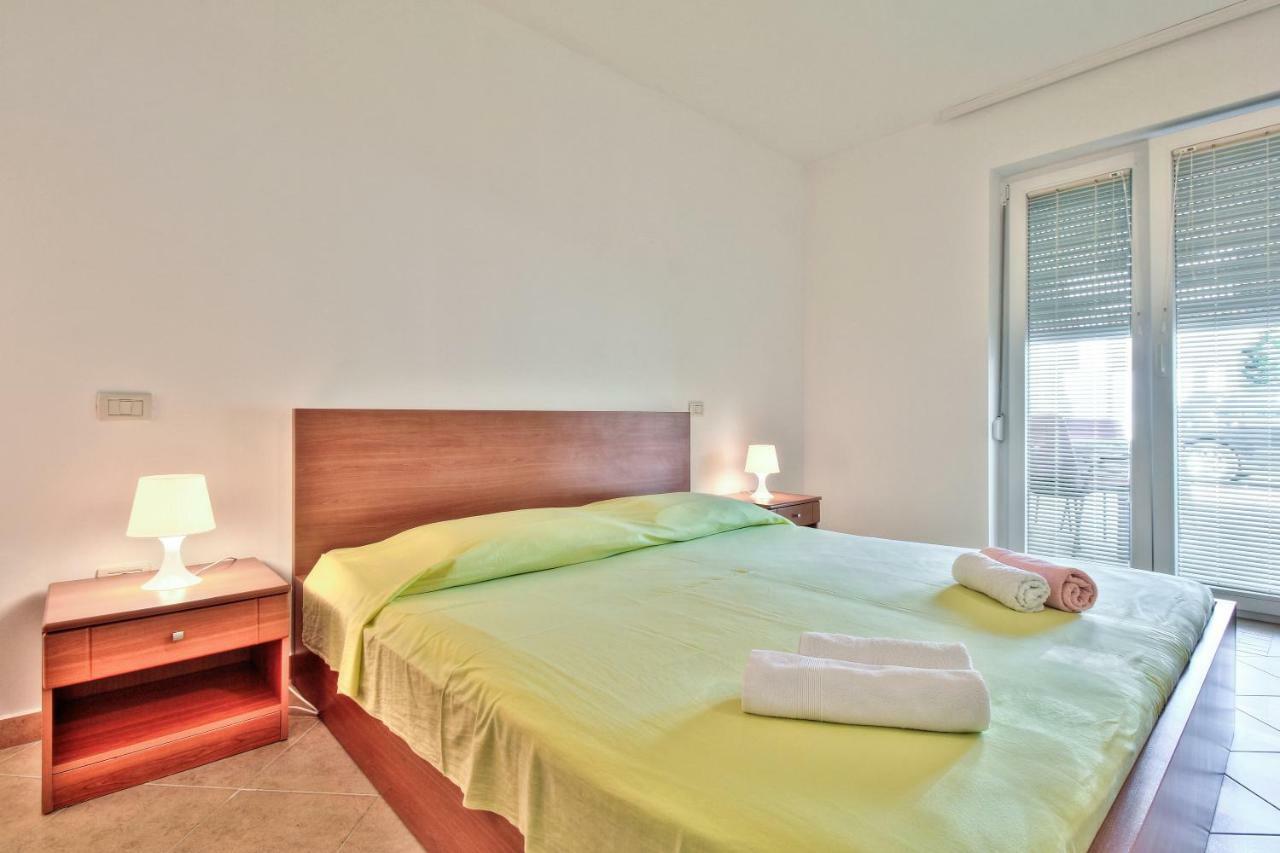 Apartment Katarina Crveni Vrh Εξωτερικό φωτογραφία