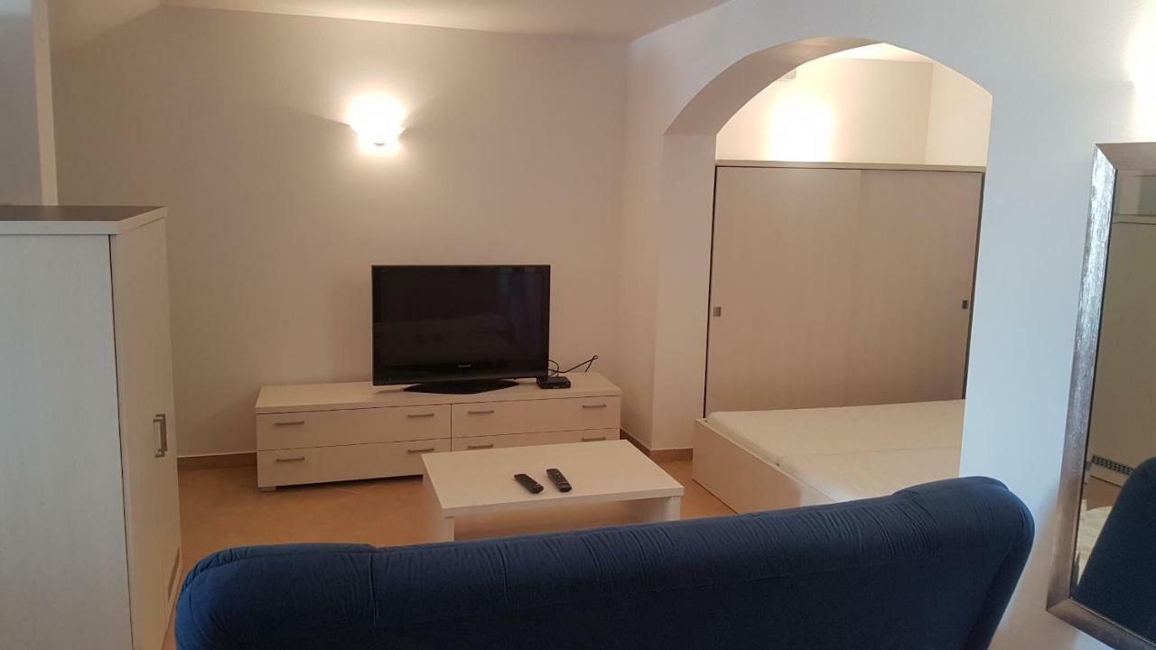 Apartment Katarina Crveni Vrh Εξωτερικό φωτογραφία