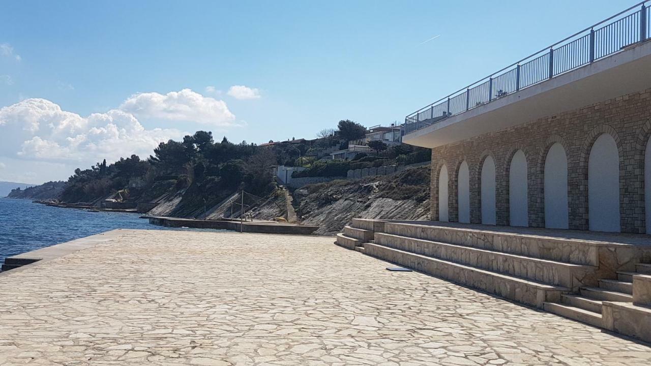 Apartment Katarina Crveni Vrh Εξωτερικό φωτογραφία